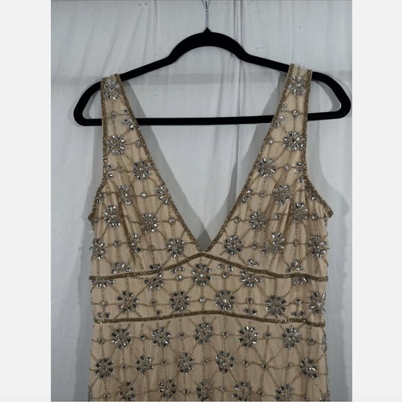 NWT $598 Mac Duggal [ 10 ] Sleeveless Beaded Floral V Neck Gown Nude Silver Q611 - Picture 9 of 16